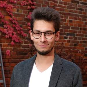 Portret: Filip Koszlaga